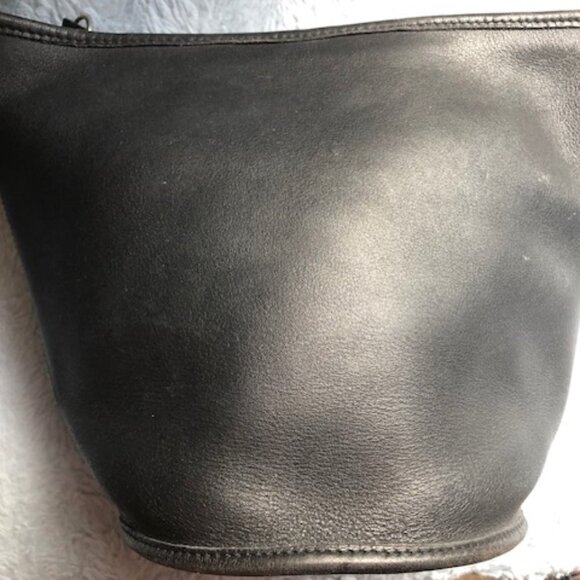 Vintage Coach Maggie 9019 Black Duffle Crossbody Purse - Picture 13 of 15